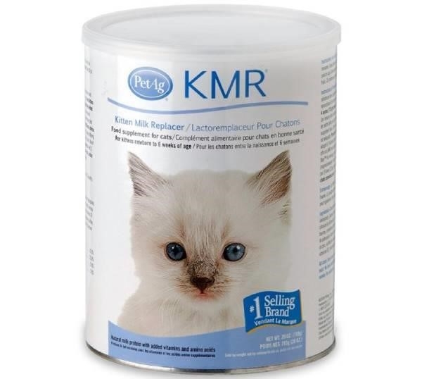 KMR là loại sữa dành riêng cho mèo. Đây là một sản phẩm chăm sóc đặc biệt cho mèo con cần được nuôi dưỡng bằng sữa mẹ hoặc khi mèo mẹ không đủ sữa. KMR được chế tạo để cung cấp dưỡng chất cần thiết cho sự phát triển của mèo con, giúp chúng tăng trưởng khỏe mạnh.